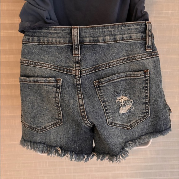 Button-Fly Shorts - Picture 2 of 3